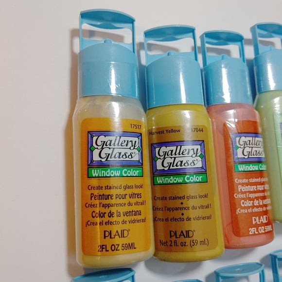 New old Stock - Lot of 8 Gallery Glass Sealed Vintage Glass Paints w Bonus Book - Picture 3 of 15